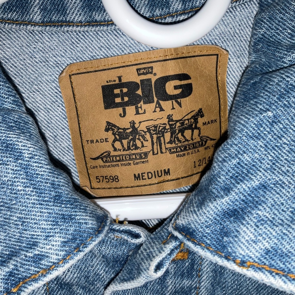 Jean Jacket - Picture 2 of 3